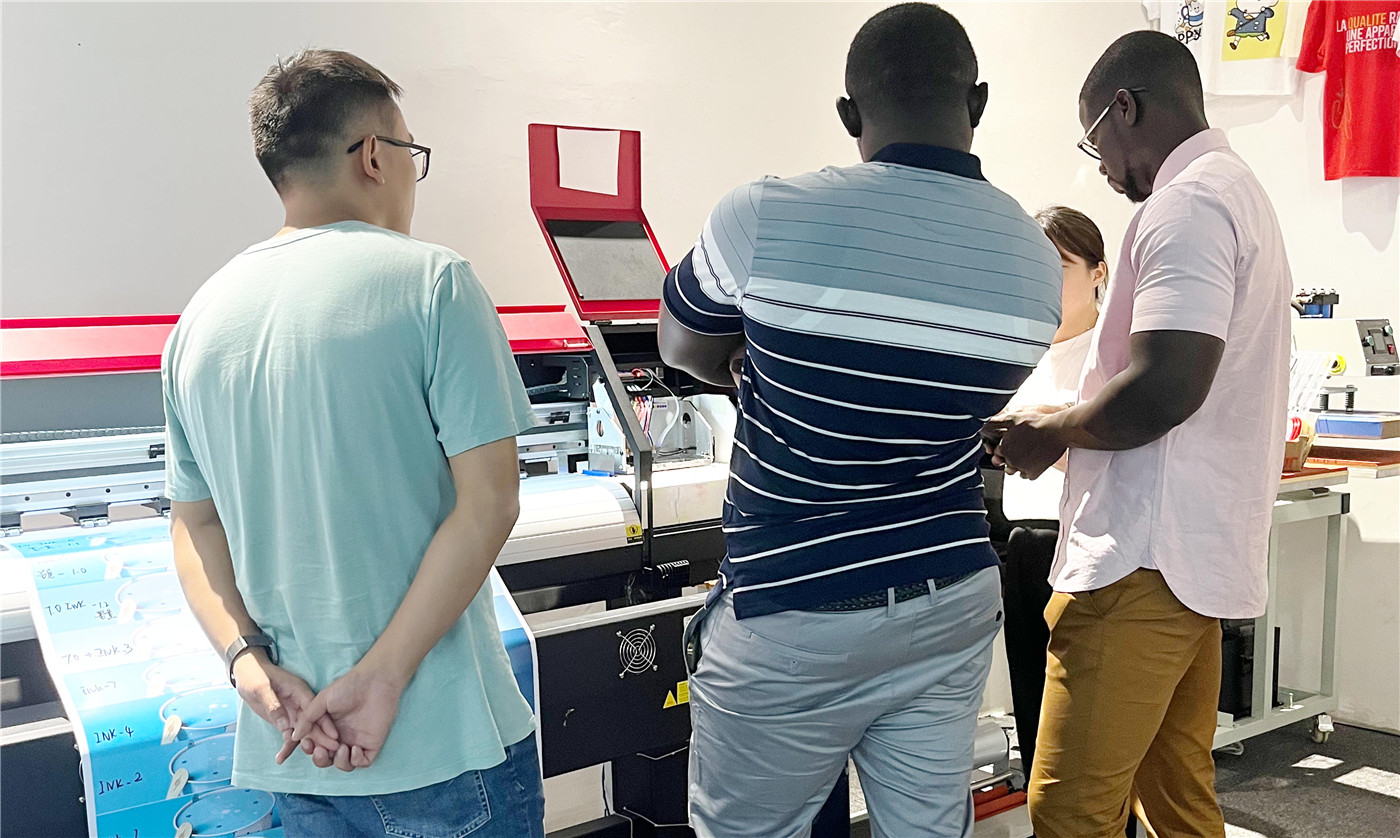 Le stampanti Kongkim sono strumenti perfetti per espandere il mercato del Senegal-01 (3)